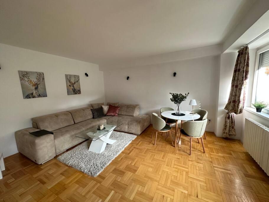 Nn Apartment Скопье Экстерьер фото
